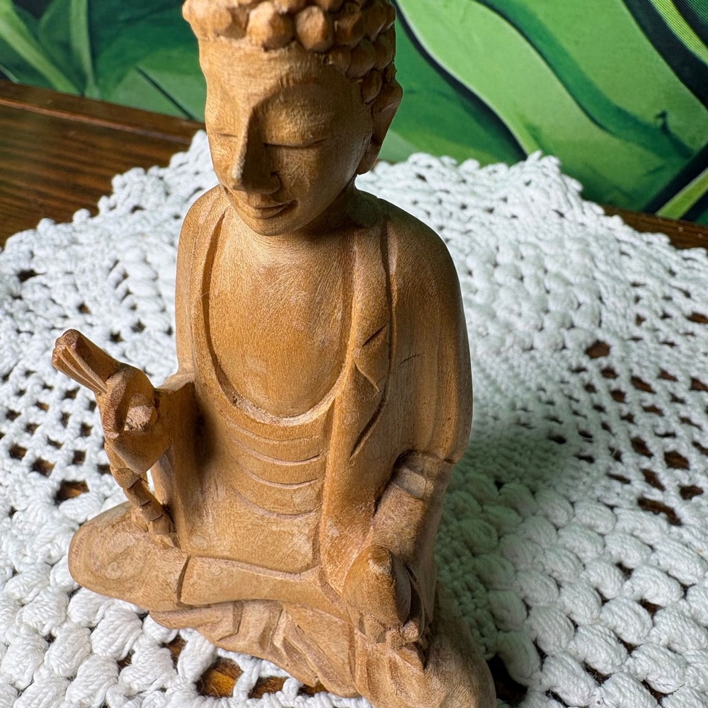 Wooden Buddha Meditating with Beads Wood Hand Carved Statue Figurine Zen Boho - Picture 7 of 9